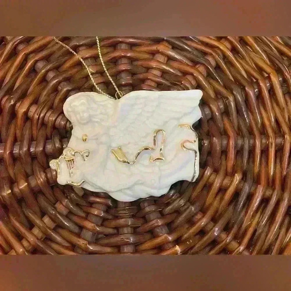 VTG Avon bisque porcelain christmas tree ornament trio in box 24k  gold accents - Picture 5 of 6